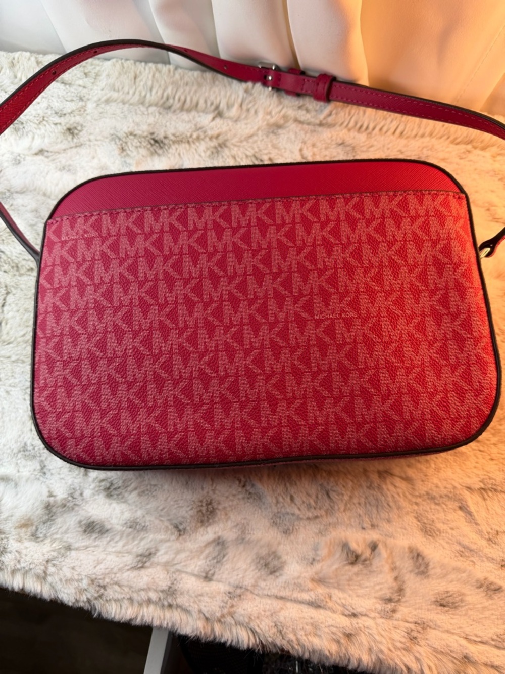 Michael Kors Pink-Red Signature Crossbody Bag - Picture 2 of 16